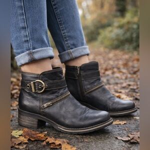 Dromedaris Boots Womens 7.5 Leather Ankle European Comfort Side Zip Buckle Black